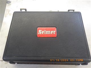 HENRI SELMER USA CLARINET MODEL 1401 WITH CASE